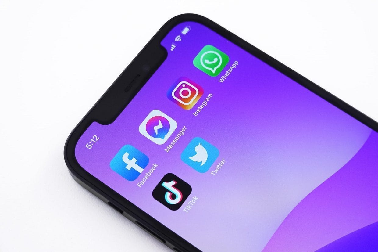 Storing WhatsApp, Insta en Facebook echt zo erg?