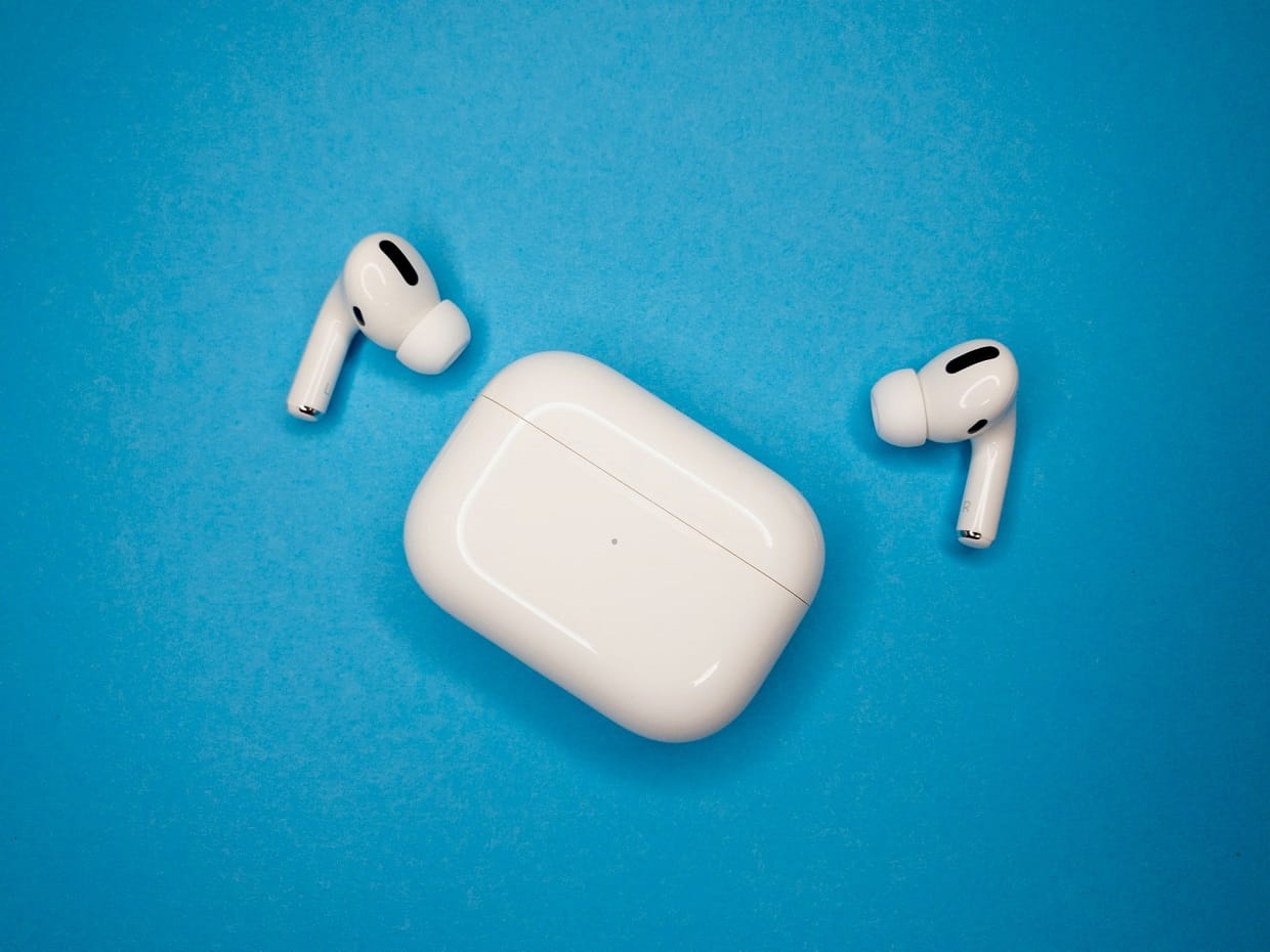 Hoe je vieze AirPods eens goed schoonmaken